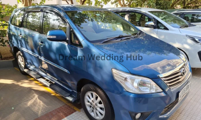 Lucky self drive car